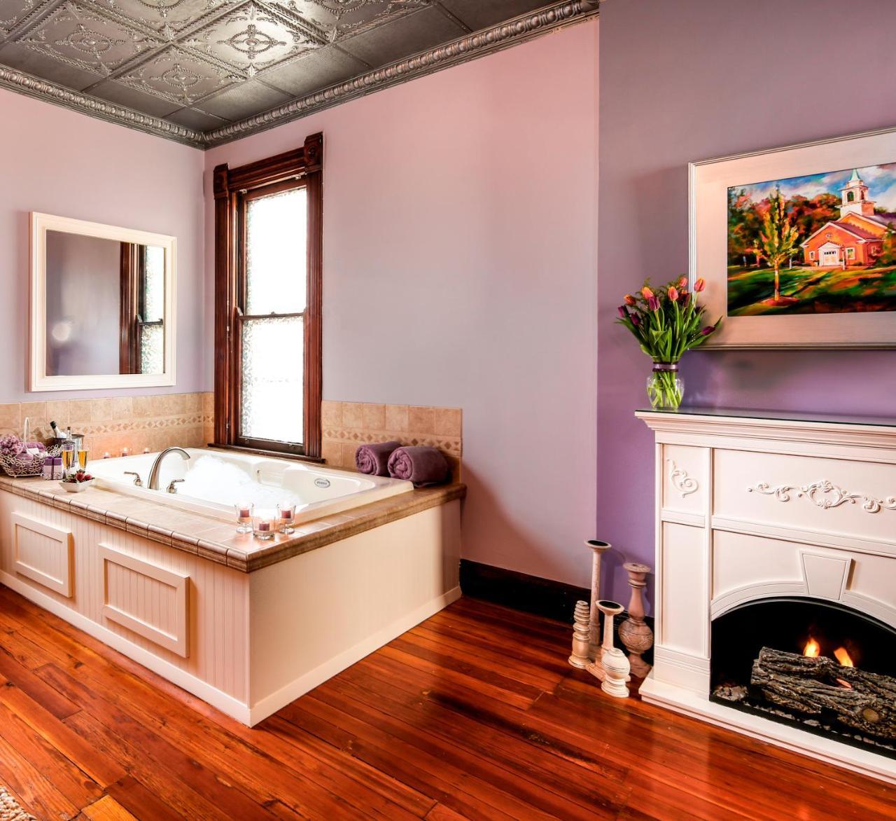 Weller Haus Bed, Breakfast & Event Center Bed & Breakfast Bellevue Exterior photo